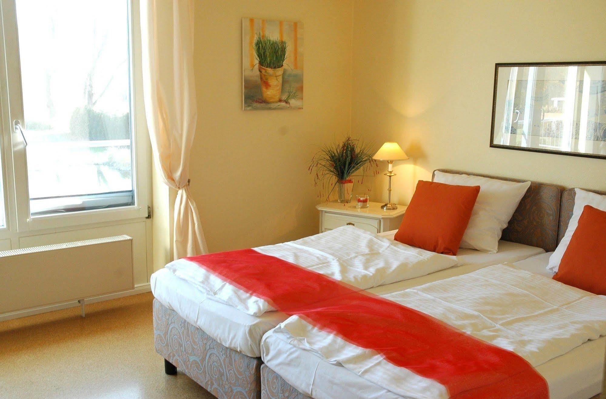 Alago Hotel Am See Cambs Екстер'єр фото